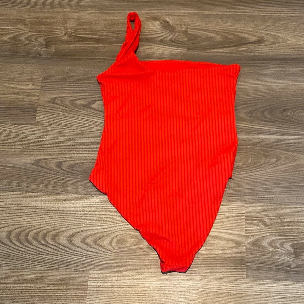 Melissa Odabash Red Palermo One Shoulder One Piece Swimsuit Women’s size 12 - Picture 6 of 8